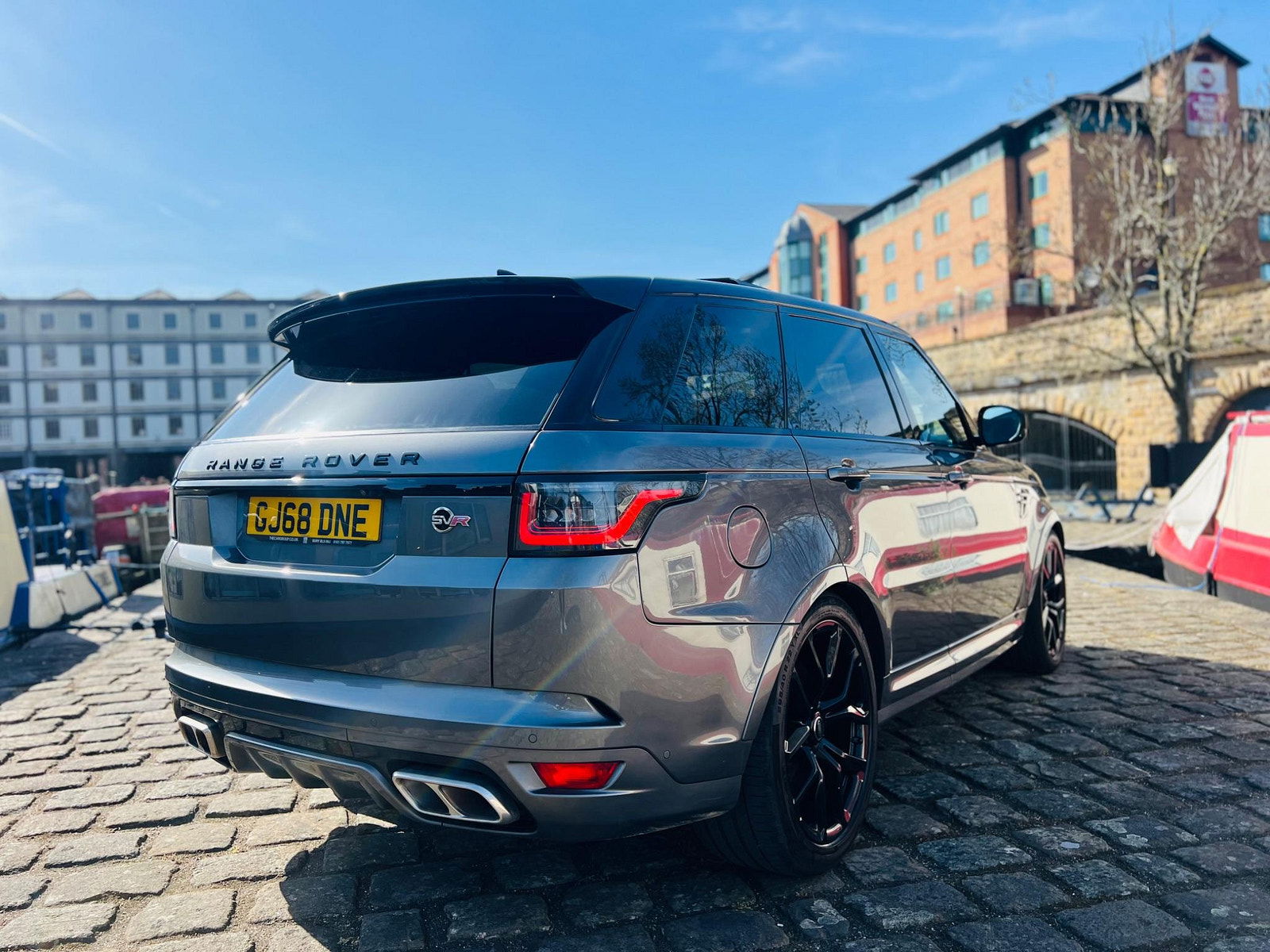 Land Rover Range Rover Sport 5.0 P575 V8 SVR Auto 4WD Euro 6 (s/s) 5dr 5dr Automatic 2018
