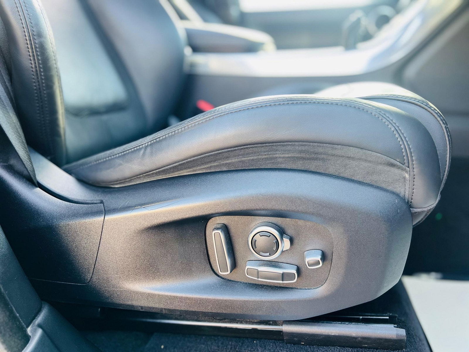 Land Rover Range Rover Sport 5.0 P575 V8 SVR Auto 4WD Euro 6 (s/s) 5dr 5dr Automatic 2018