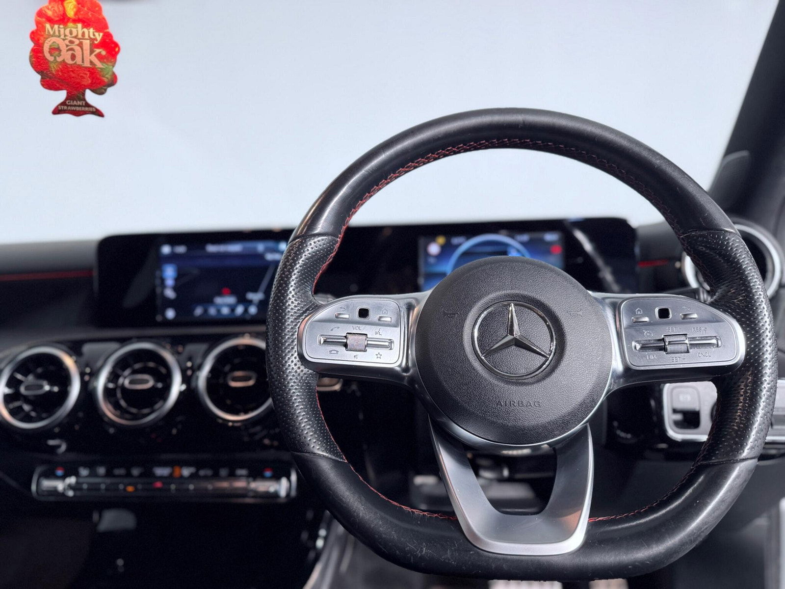 Mercedes-Benz A Class 1.5 A180d AMG Line 7G-DCT Euro 6 (s/s) 5dr 5dr Automatic 2019