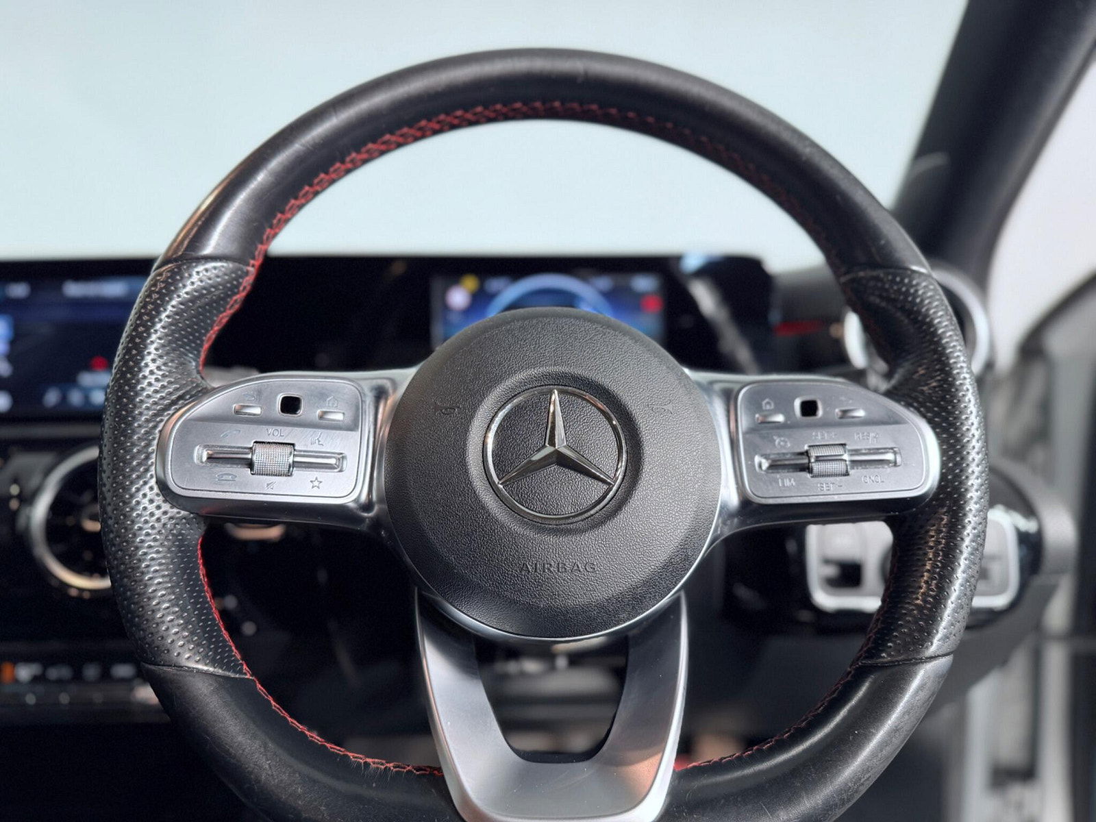 Mercedes-Benz A Class 1.5 A180d AMG Line 7G-DCT Euro 6 (s/s) 5dr 5dr Automatic 2019