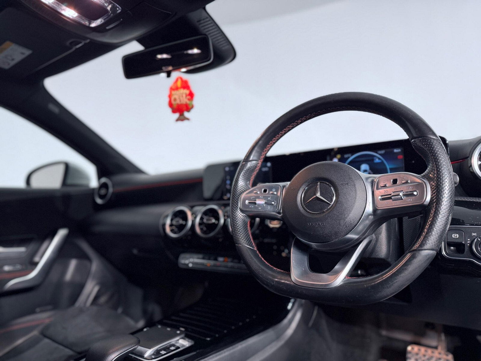 Mercedes-Benz A Class 1.5 A180d AMG Line 7G-DCT Euro 6 (s/s) 5dr 5dr Automatic 2019