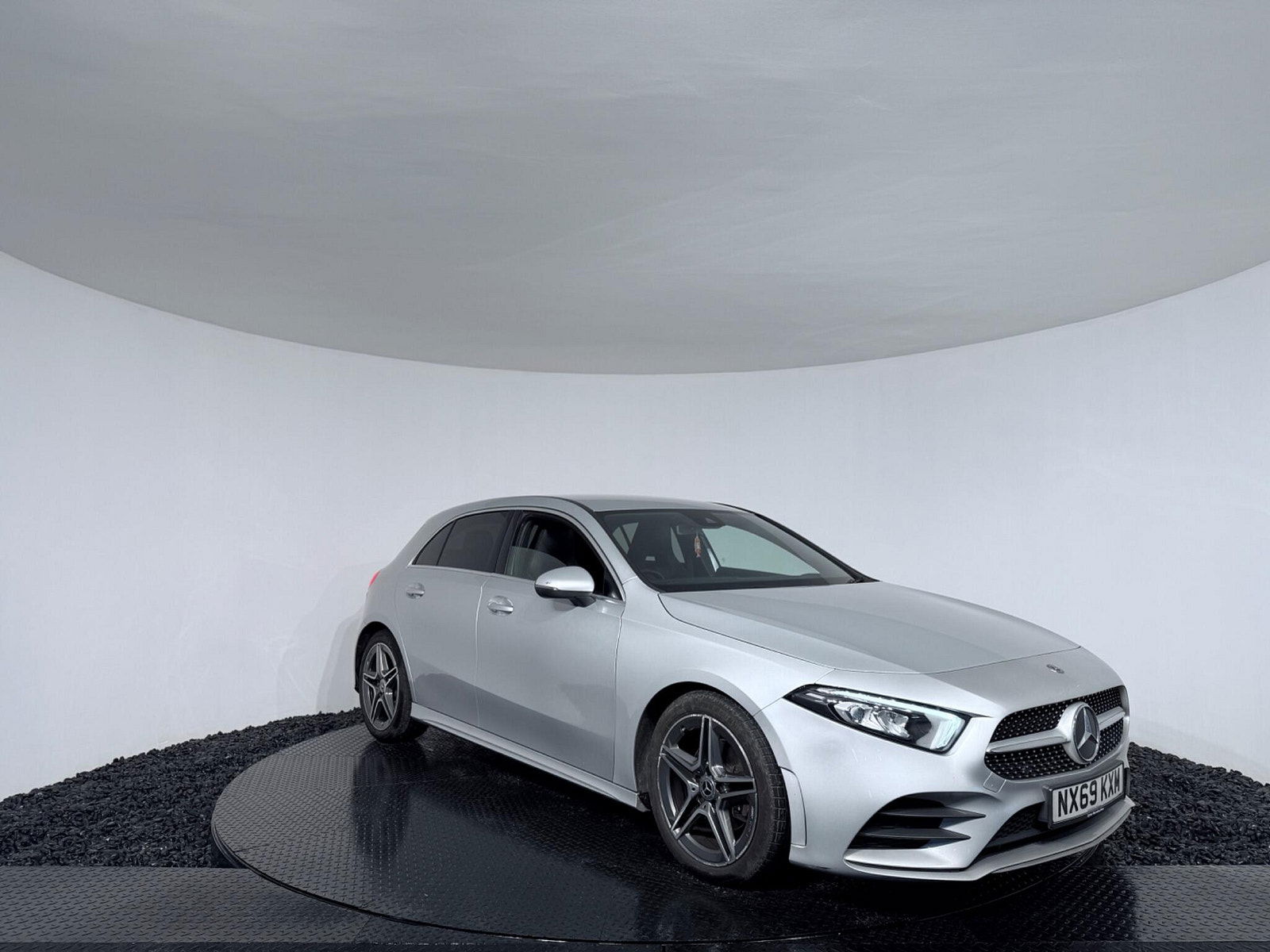 Mercedes-Benz A Class 1.5 A180d AMG Line 7G-DCT Euro 6 (s/s) 5dr 5dr Automatic 2019