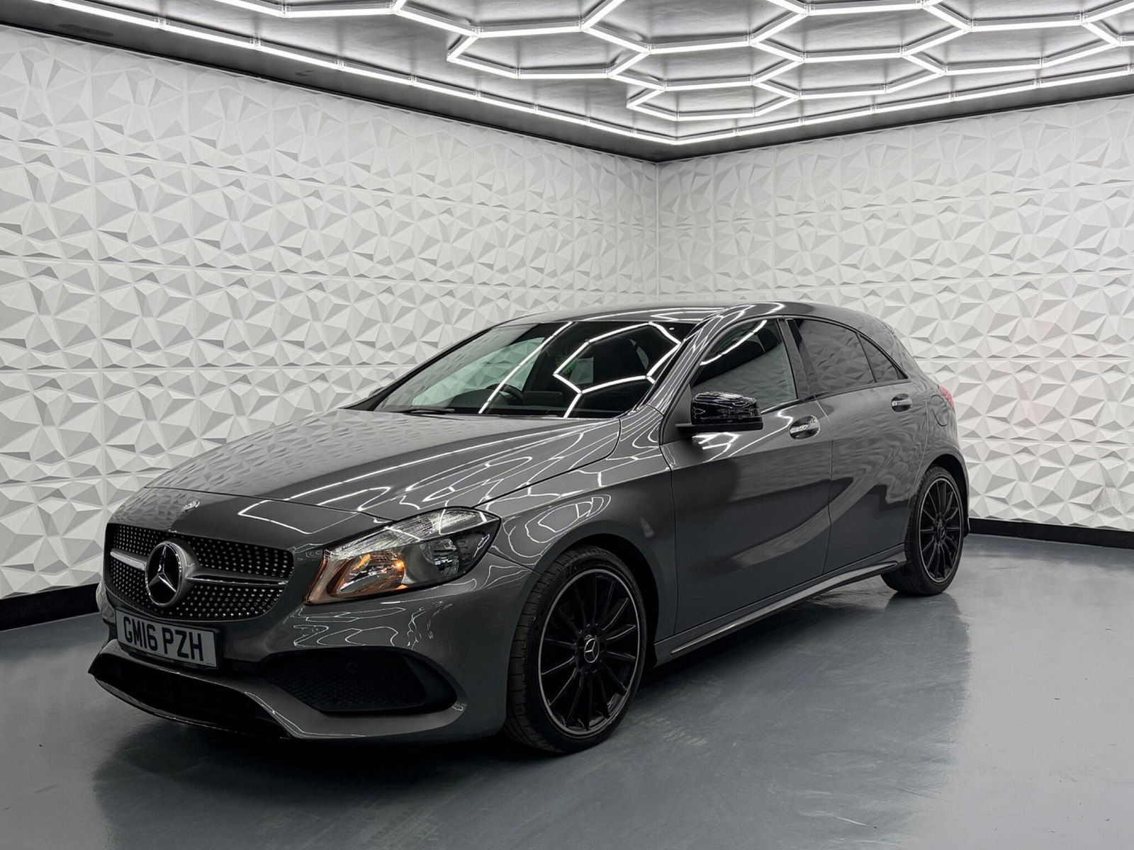 Mercedes-Benz A Class 2.1 A200d AMG Line 7G-DCT Euro 6 (s/s) 5dr 5dr Automatic 2016