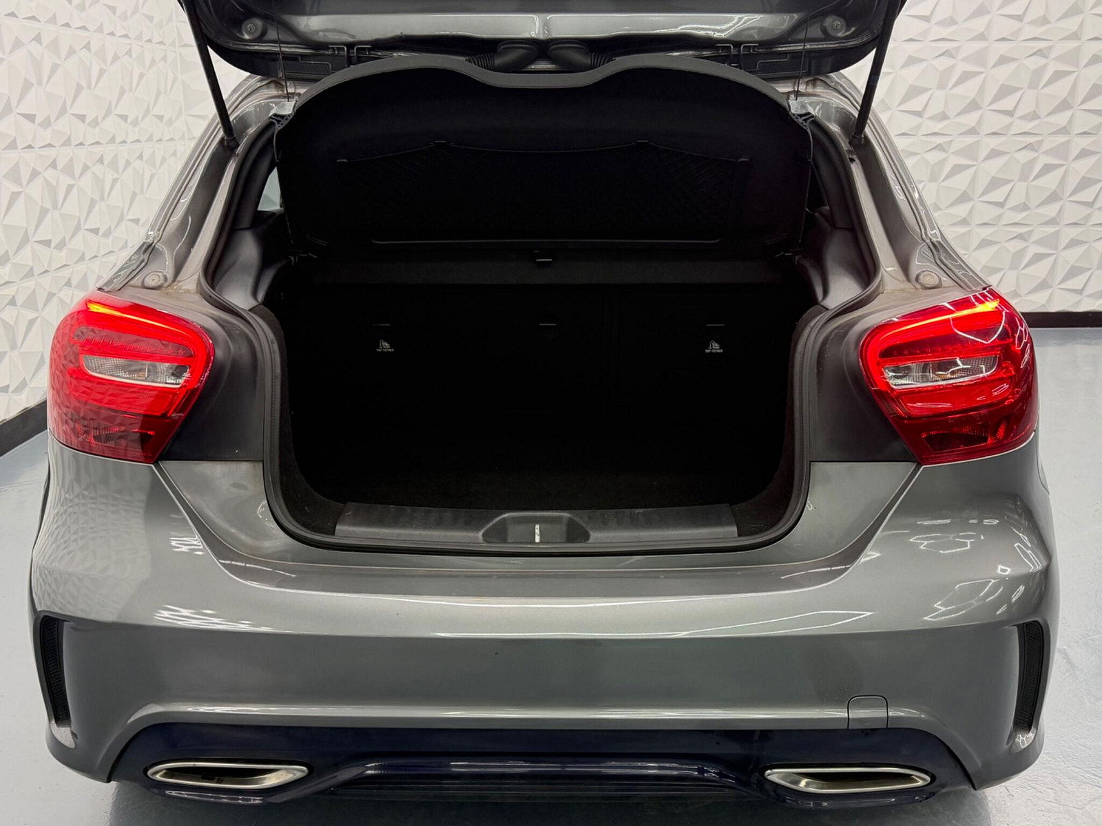 Mercedes-Benz A Class 2.1 A200d AMG Line 7G-DCT Euro 6 (s/s) 5dr 5dr Automatic 2016