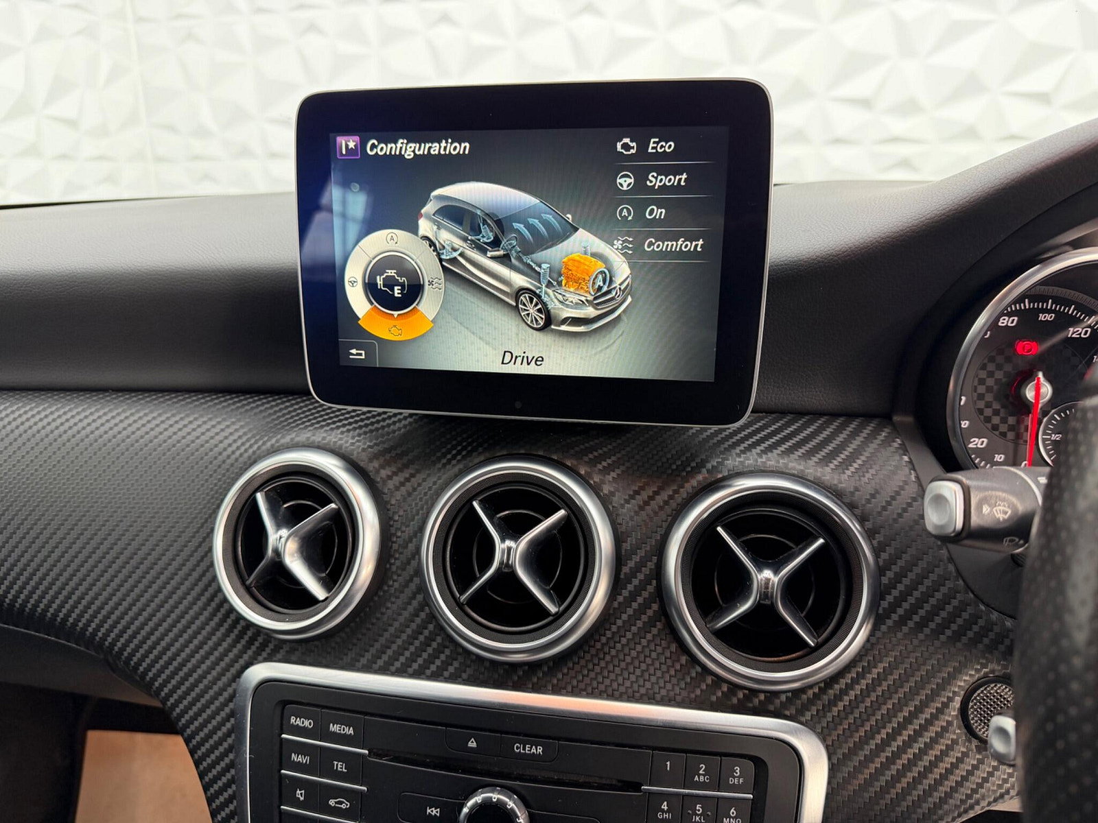 Mercedes-Benz A Class 2.1 A200d AMG Line Euro 6 (s/s) 5dr 5dr Manual 2017