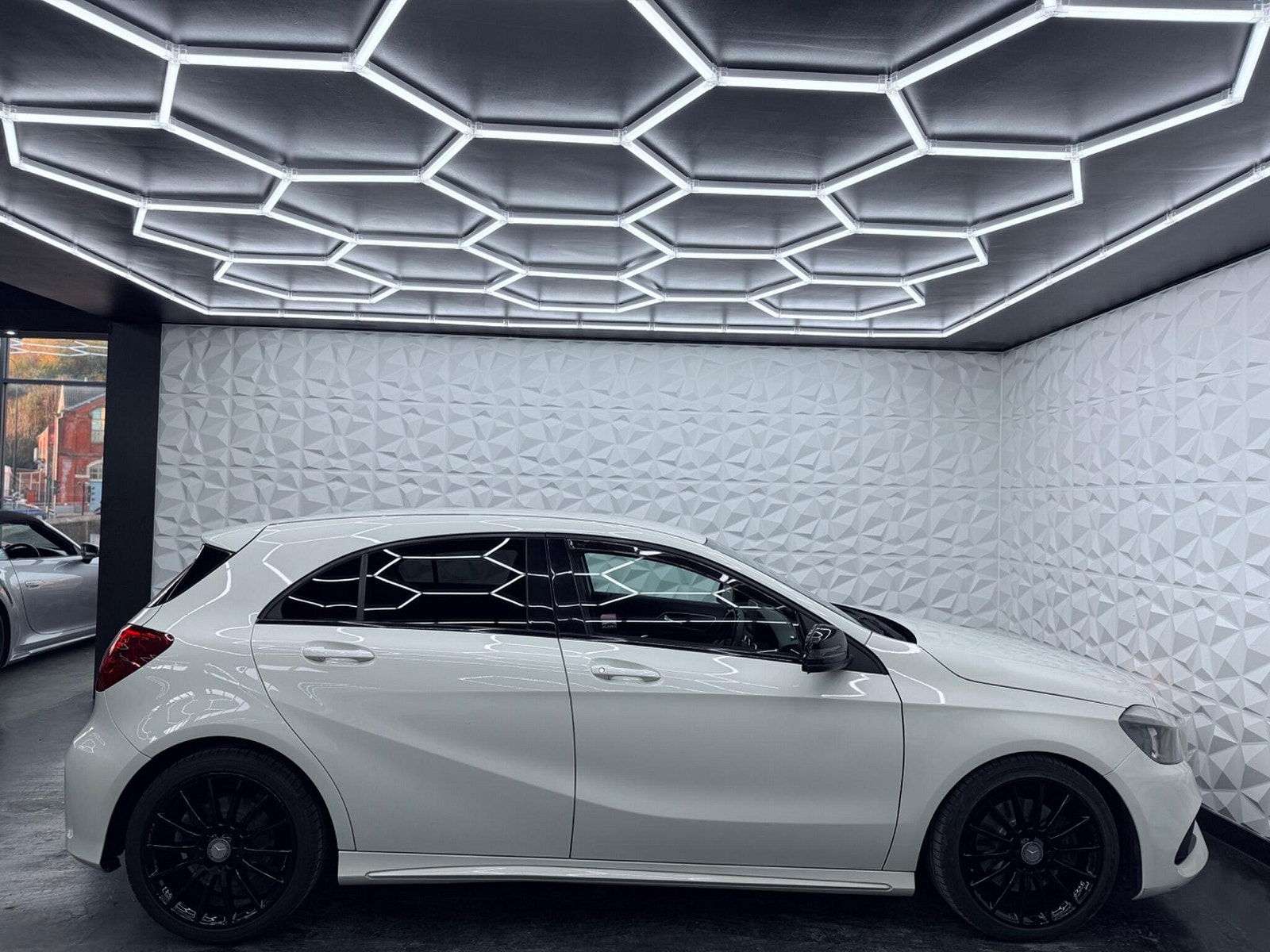 Mercedes-Benz A Class 2.1 A220d AMG Line 7G-DCT Euro 6 (s/s) 5dr 5dr Automatic 2016