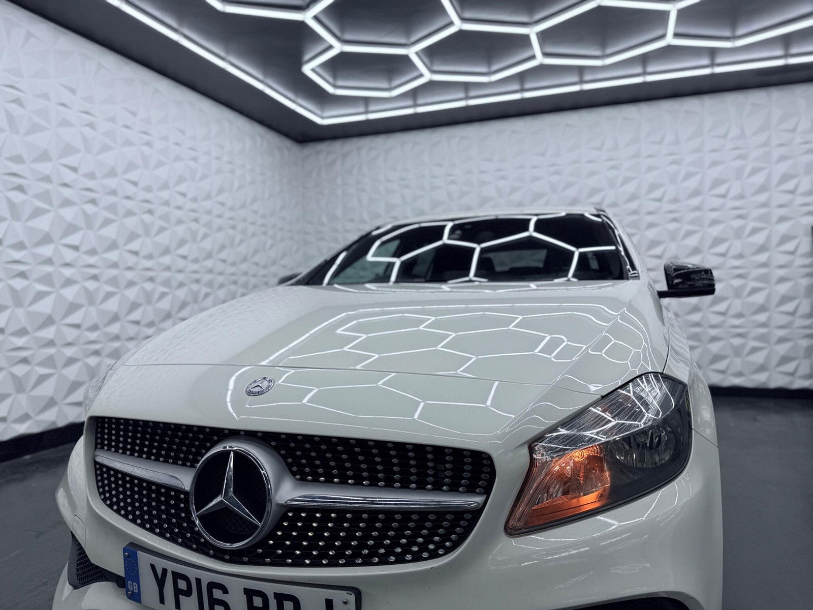 Mercedes-Benz A Class 2.1 A220d AMG Line 7G-DCT Euro 6 (s/s) 5dr 5dr Automatic 2016