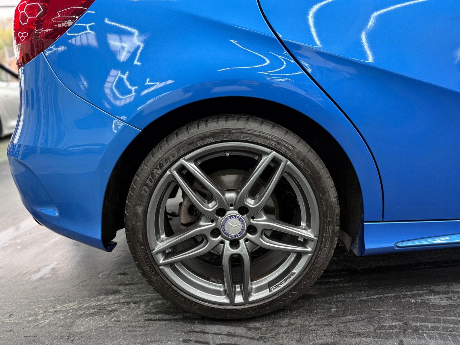 Mercedes-Benz B Class 1.5 B180d AMG Line 7G-DCT Euro 6 (s/s) 5dr 5dr Automatic 2017