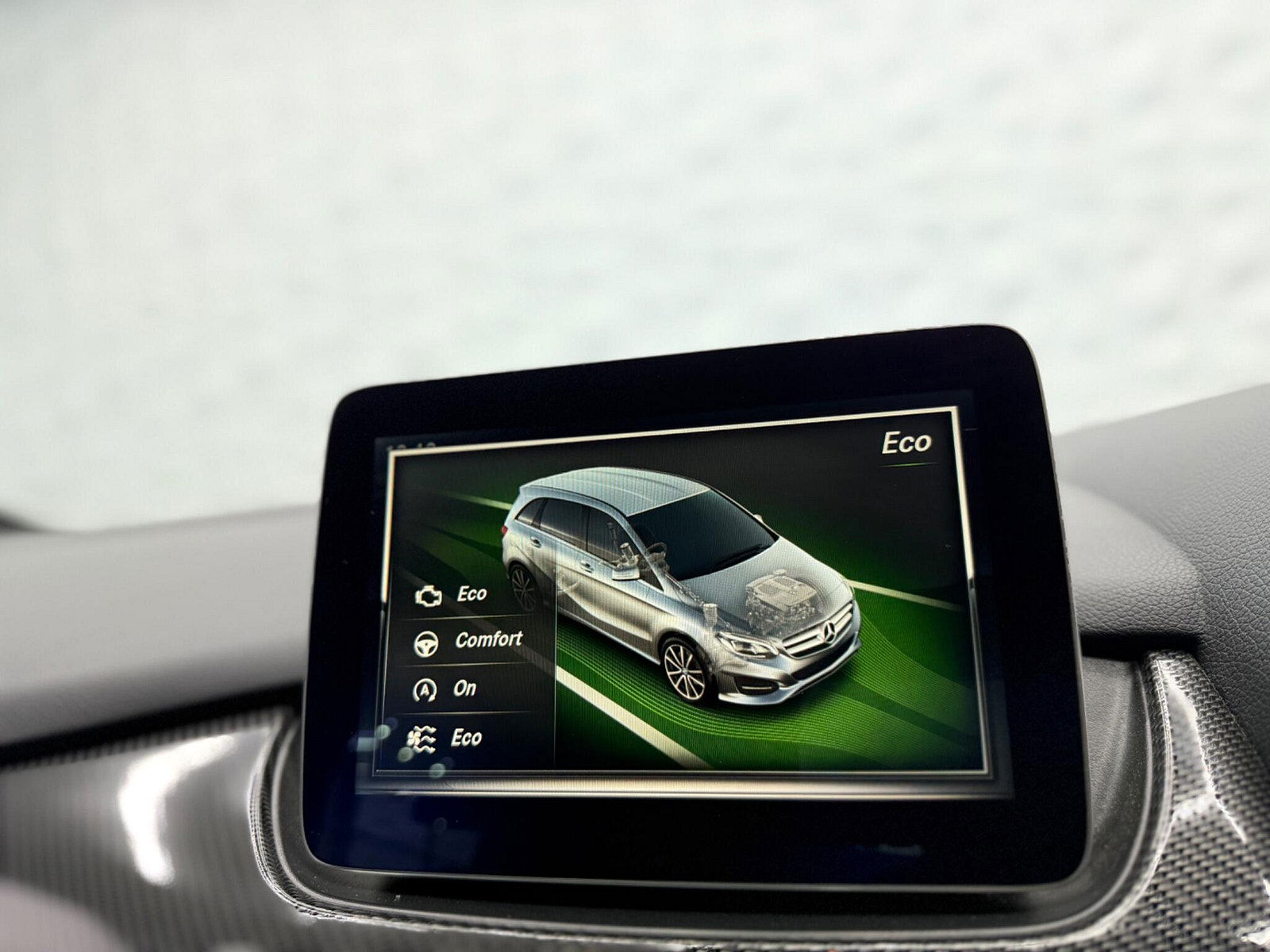 Mercedes-Benz B Class 1.5 B180d AMG Line 7G-DCT Euro 6 (s/s) 5dr 5dr Automatic 2017