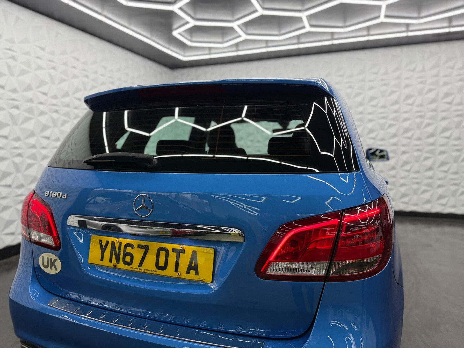 Mercedes-Benz B Class 1.5 B180d AMG Line 7G-DCT Euro 6 (s/s) 5dr 5dr Automatic 2017