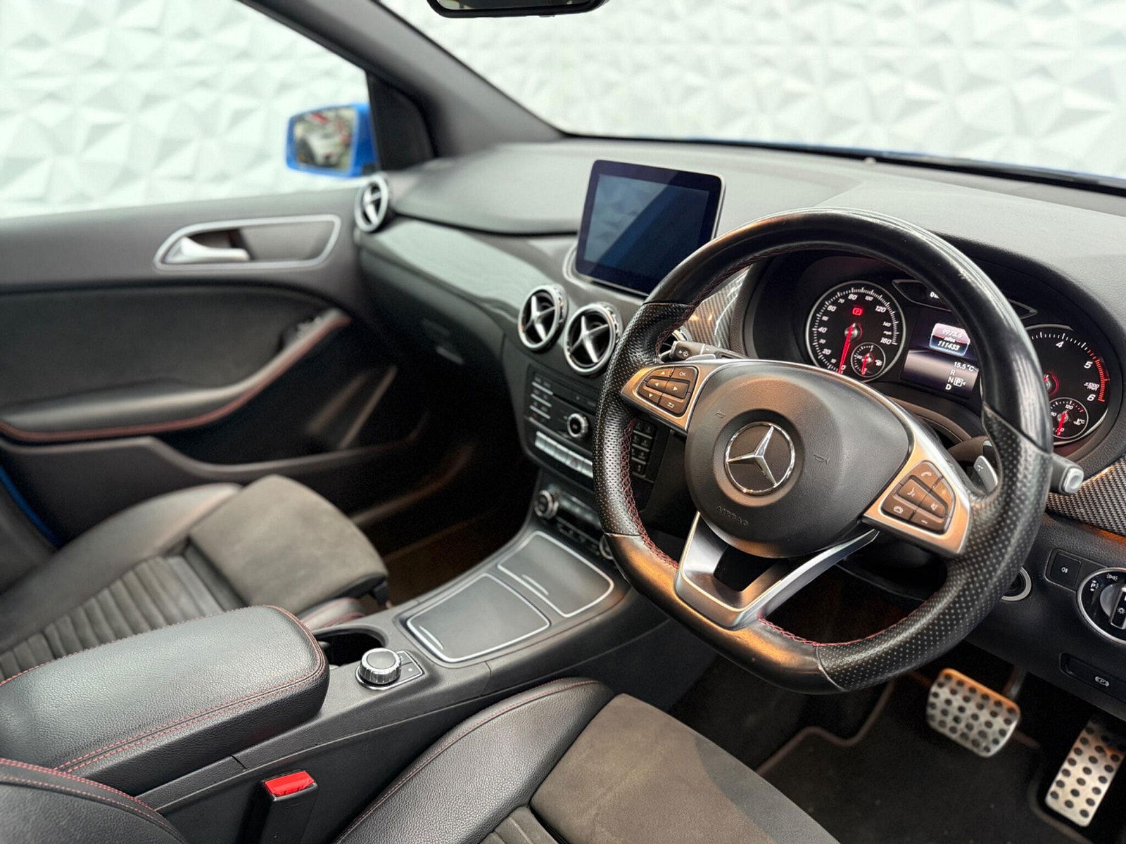 Mercedes-Benz B Class 1.5 B180d AMG Line 7G-DCT Euro 6 (s/s) 5dr 5dr Automatic 2017