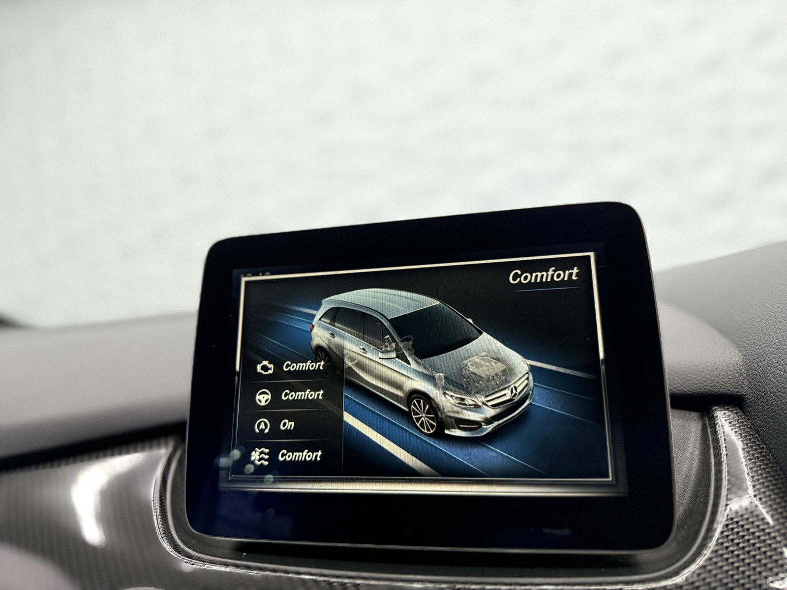 Mercedes-Benz B Class 1.5 B180d AMG Line 7G-DCT Euro 6 (s/s) 5dr 5dr Automatic 2017