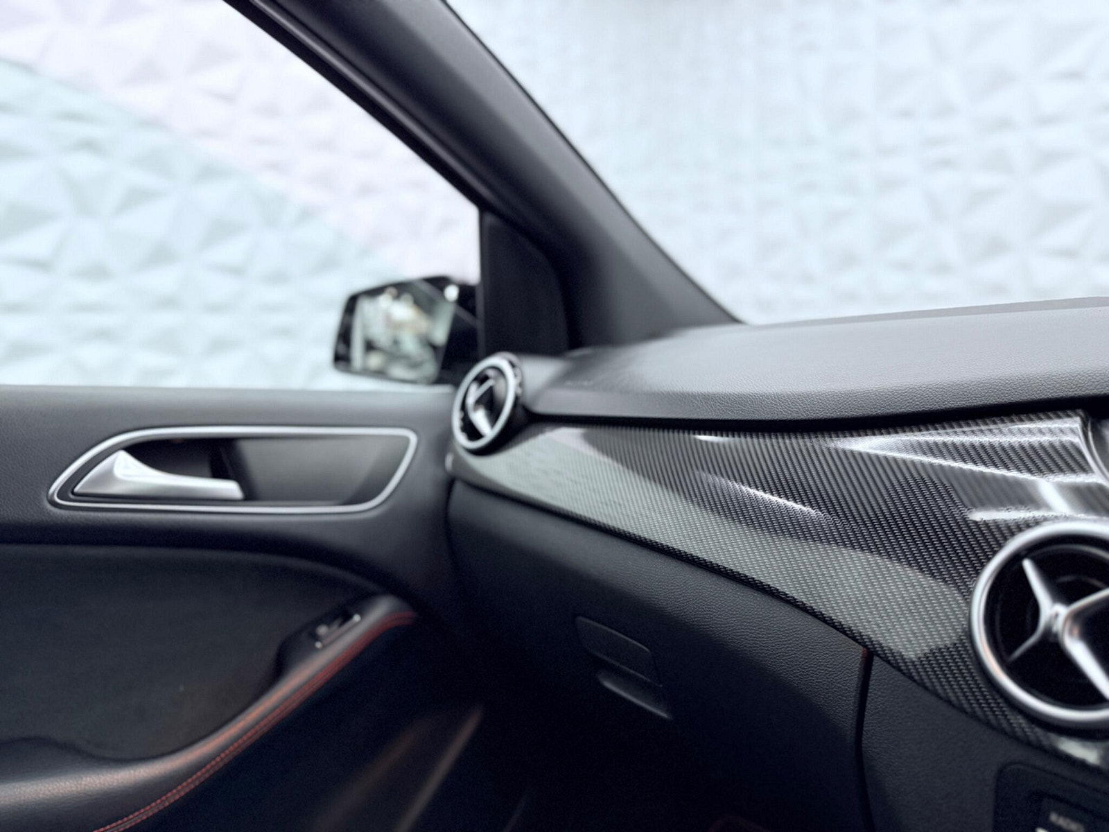 Mercedes-Benz B Class 2.1 B200d AMG Line (Executive) Euro 6 (s/s) 5dr 5dr Manual 2017