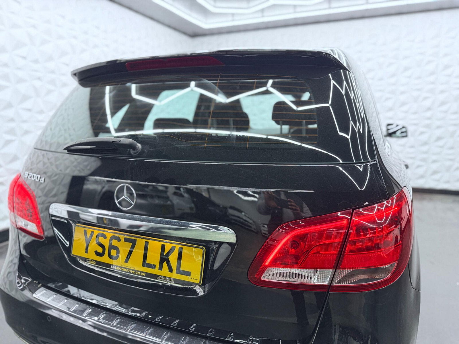 Mercedes-Benz B Class 2.1 B200d AMG Line (Executive) Euro 6 (s/s) 5dr 5dr Manual 2017