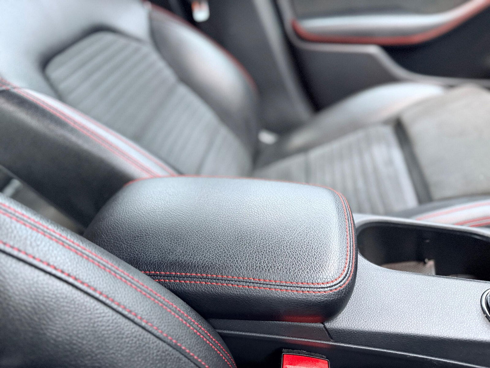 Mercedes-Benz B Class 2.1 B200d AMG Line (Executive) Euro 6 (s/s) 5dr 5dr Manual 2017