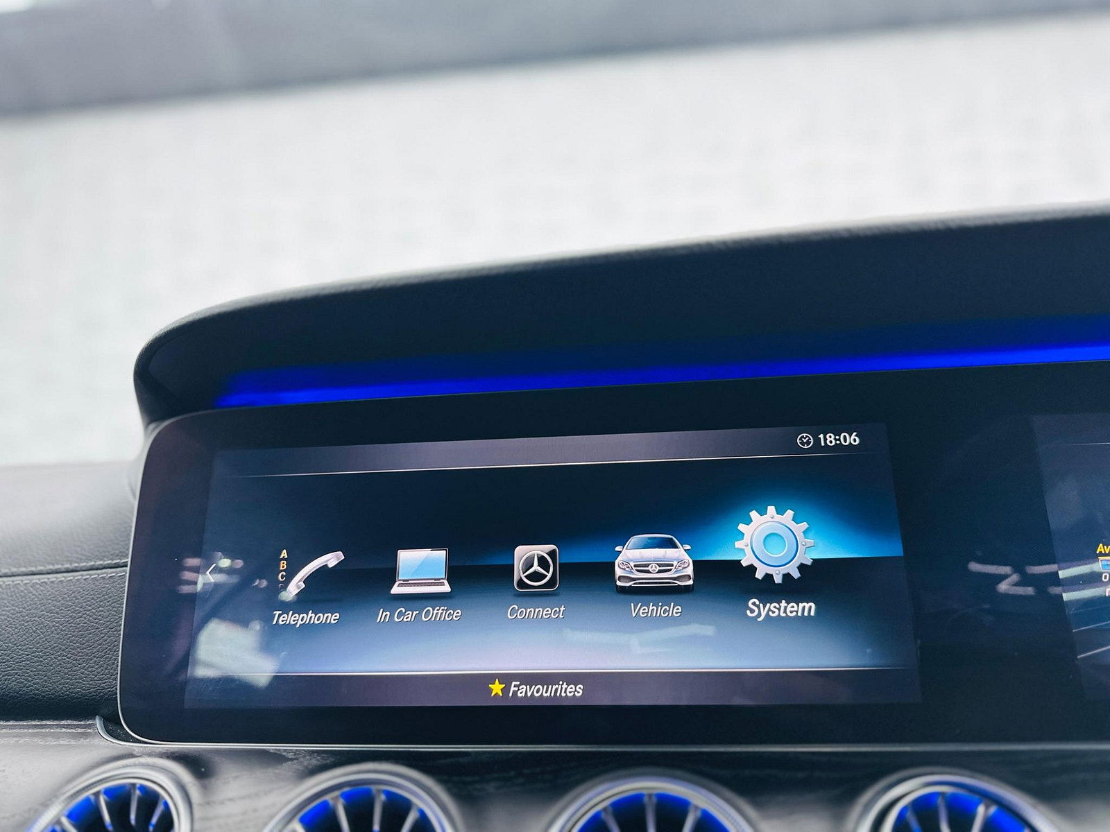 Mercedes-Benz E Class 2.0 E220d AMG Line (Premium) Cabriolet G-Tronic+ Euro 6 (s/s) 2dr 2dr Automatic 2020