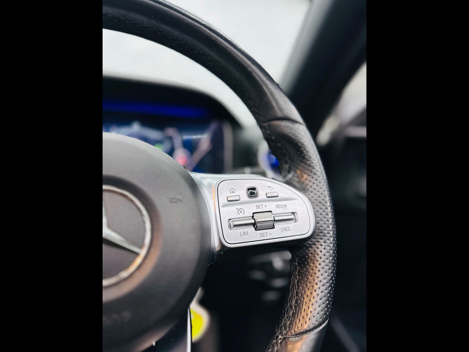 Mercedes-Benz E Class 2.0 E220d AMG Line (Premium) Cabriolet G-Tronic+ Euro 6 (s/s) 2dr 2dr Automatic 2020