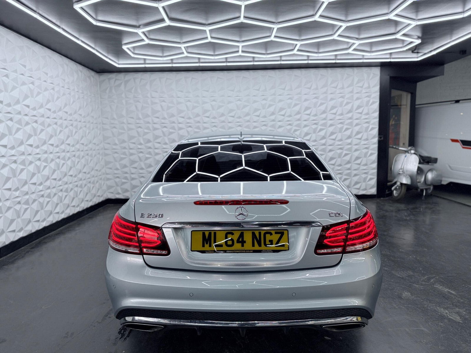 Mercedes-Benz E Class 2.1 E250 CDI AMG Sport G-Tronic+ Euro 5 (s/s) 2dr 2dr Automatic 2014