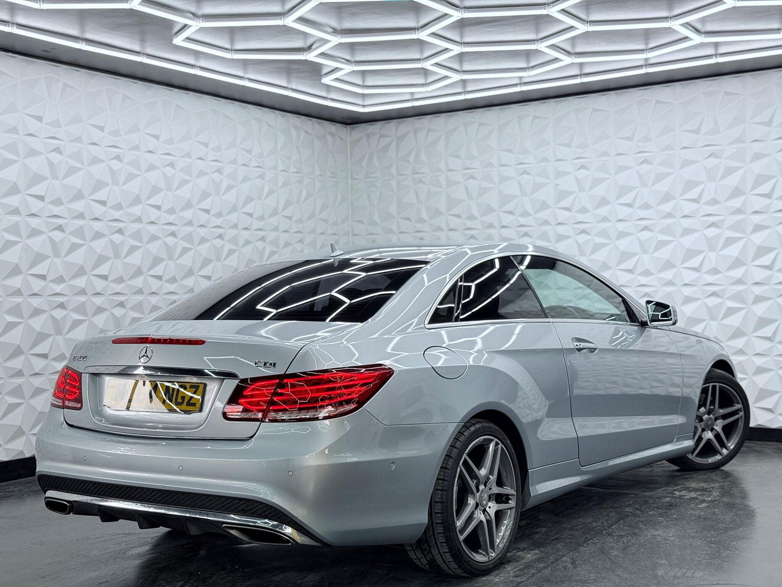 Mercedes-Benz E Class 2.1 E250 CDI AMG Sport G-Tronic+ Euro 5 (s/s) 2dr 2dr Automatic 2014