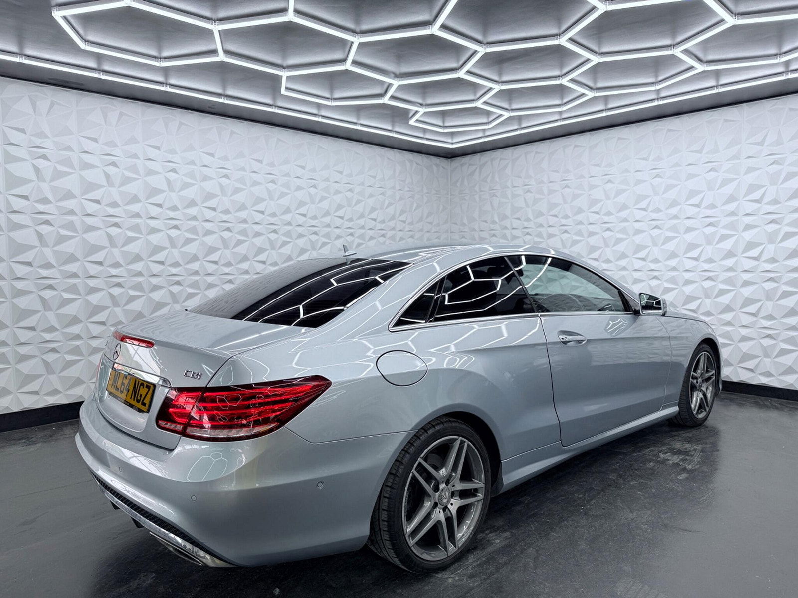 Mercedes-Benz E Class 2.1 E250 CDI AMG Sport G-Tronic+ Euro 5 (s/s) 2dr 2dr Automatic 2014