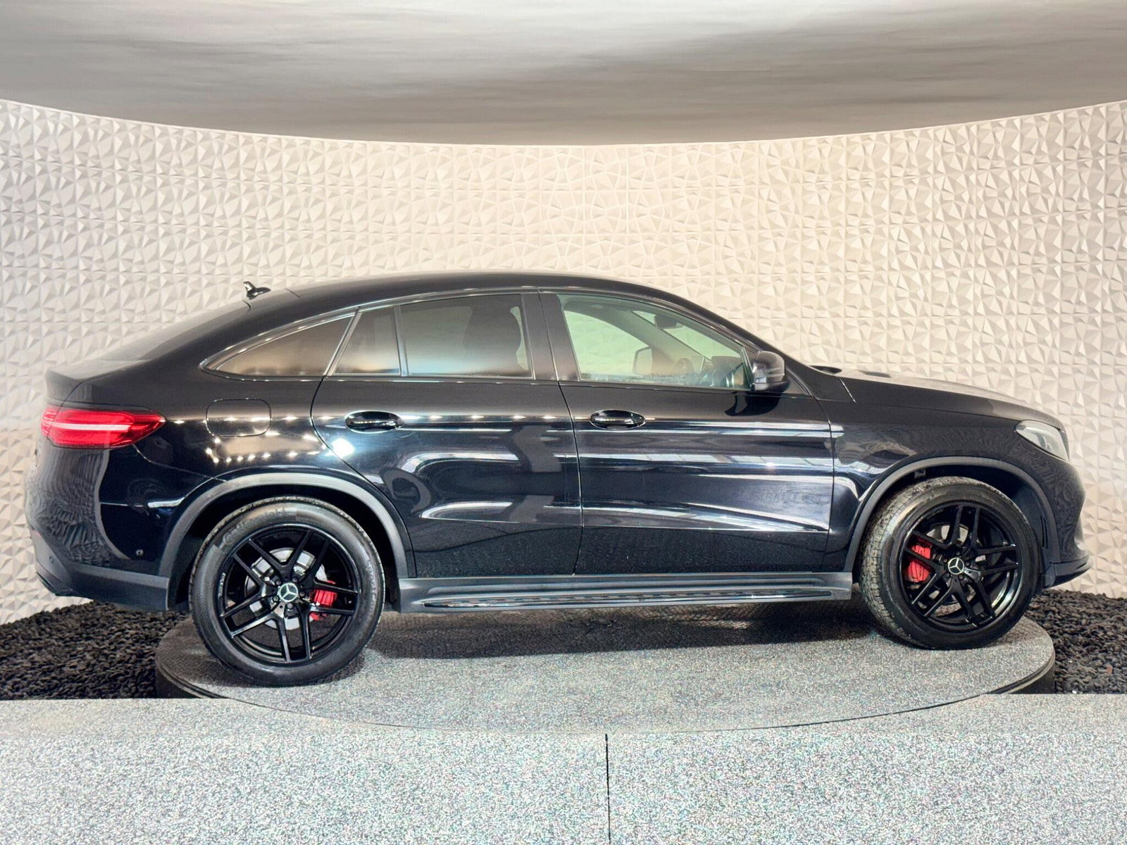 Mercedes-Benz GLE 3.0 GLE350d V6 AMG Line Coupe G-Tronic 4MATIC Euro 6 (s/s) 5dr 5dr Automatic 2016