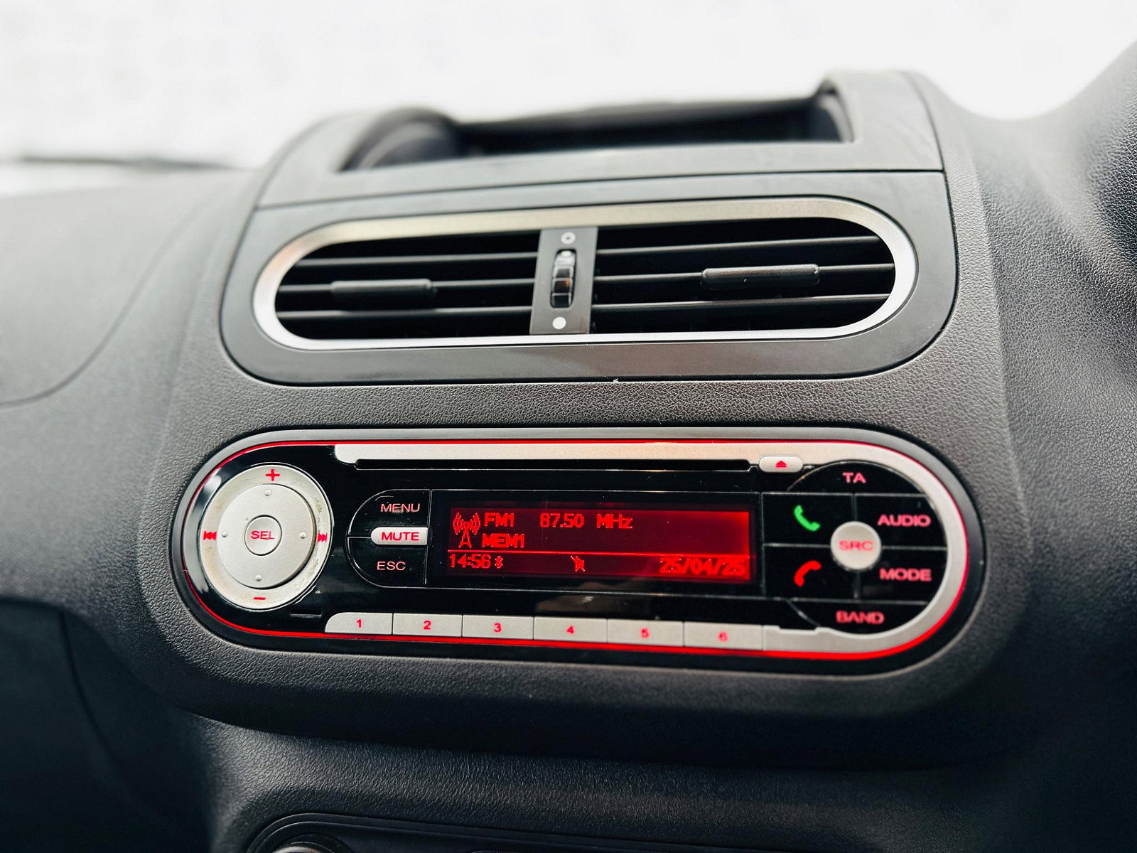 MG MG3 1.5 VTi-TECH 3Style Euro 5 5dr 5dr Manual 2015