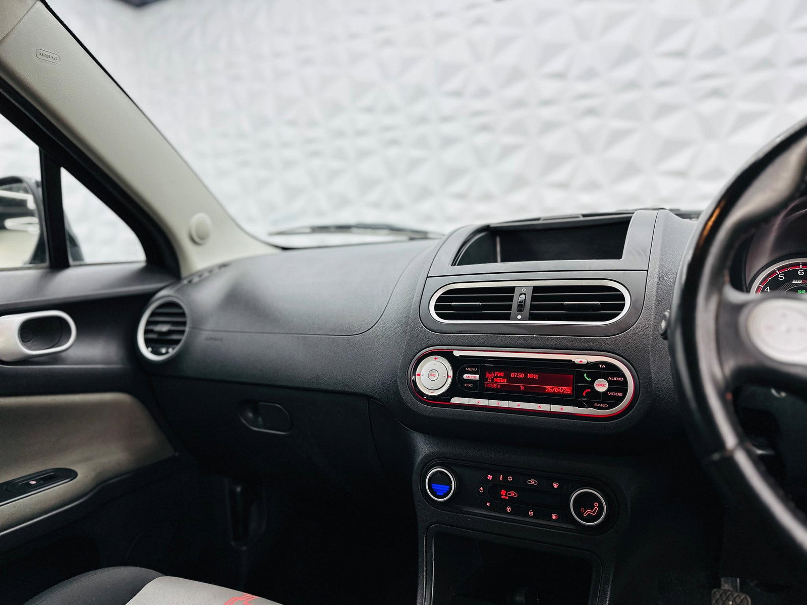 MG MG3 1.5 VTi-TECH 3Style Euro 5 5dr 5dr Manual 2015