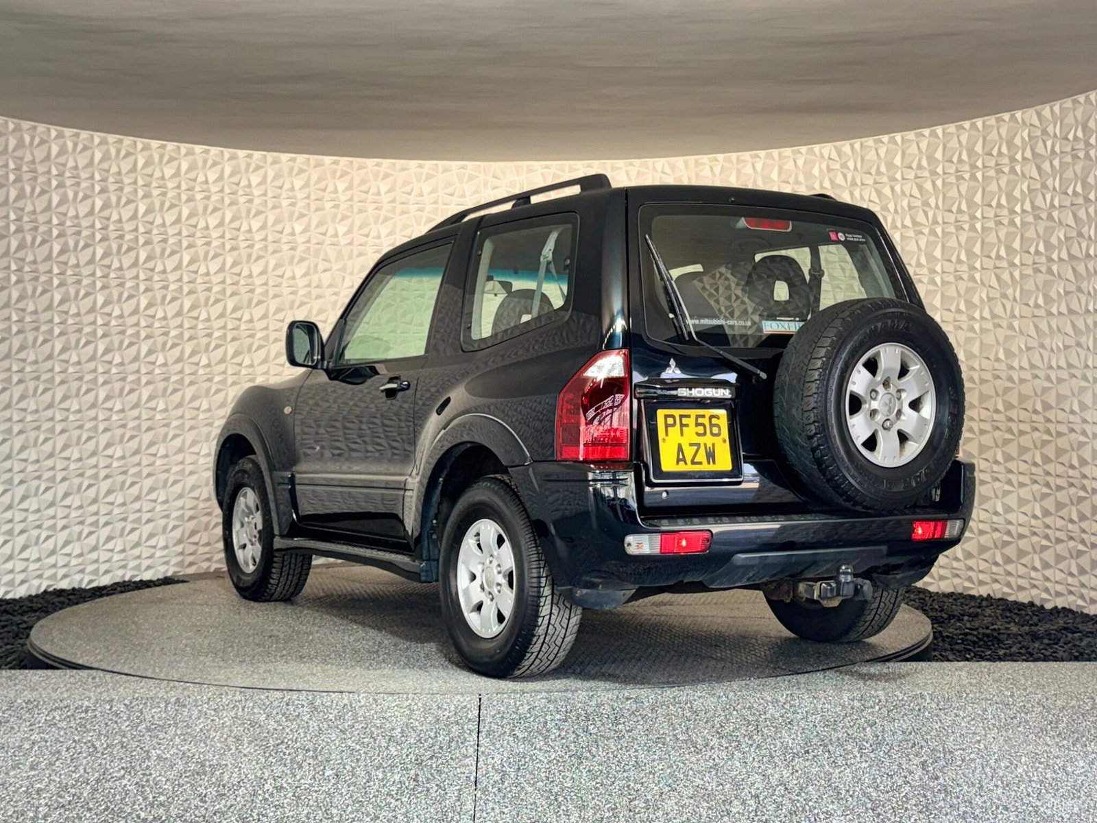 Mitsubishi Shogun 3.2 DI-D Equippe 3dr 3dr Manual 2007