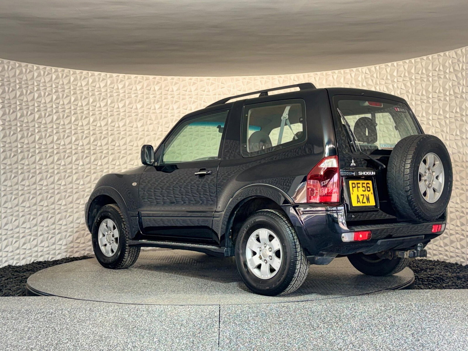 Mitsubishi Shogun 3.2 DI-D Equippe 3dr 3dr Manual 2007