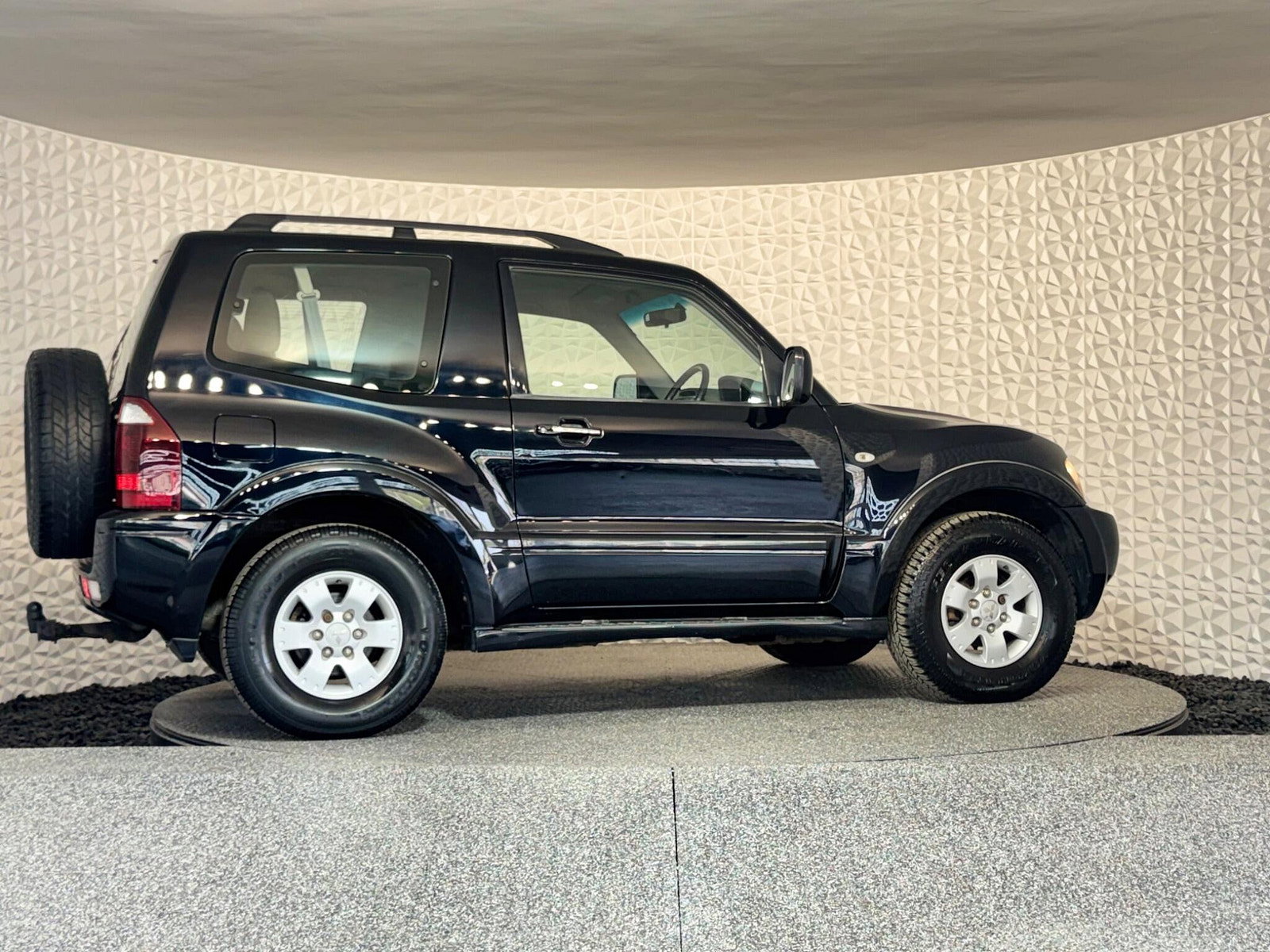 Mitsubishi Shogun 3.2 DI-D Equippe 3dr 3dr Manual 2007