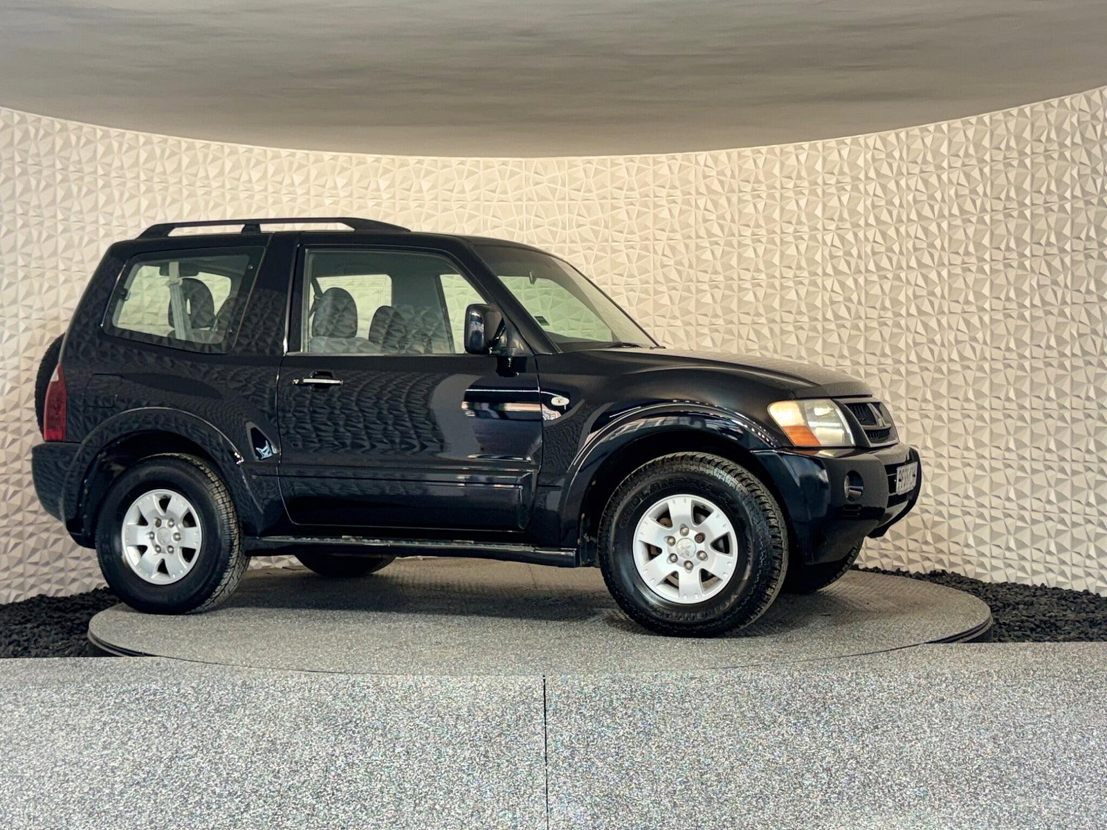 Mitsubishi Shogun 3.2 DI-D Equippe 3dr 3dr Manual 2007