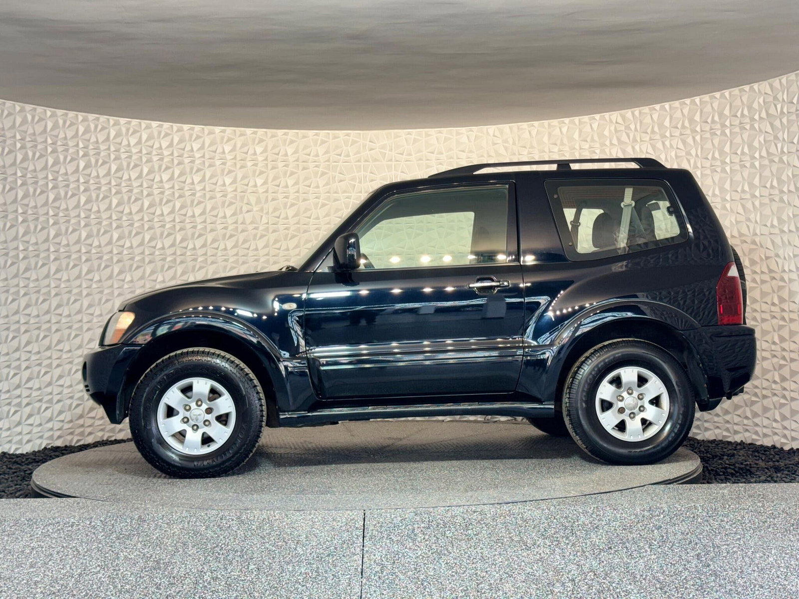 Mitsubishi Shogun 3.2 DI-D Equippe 3dr 3dr Manual 2007