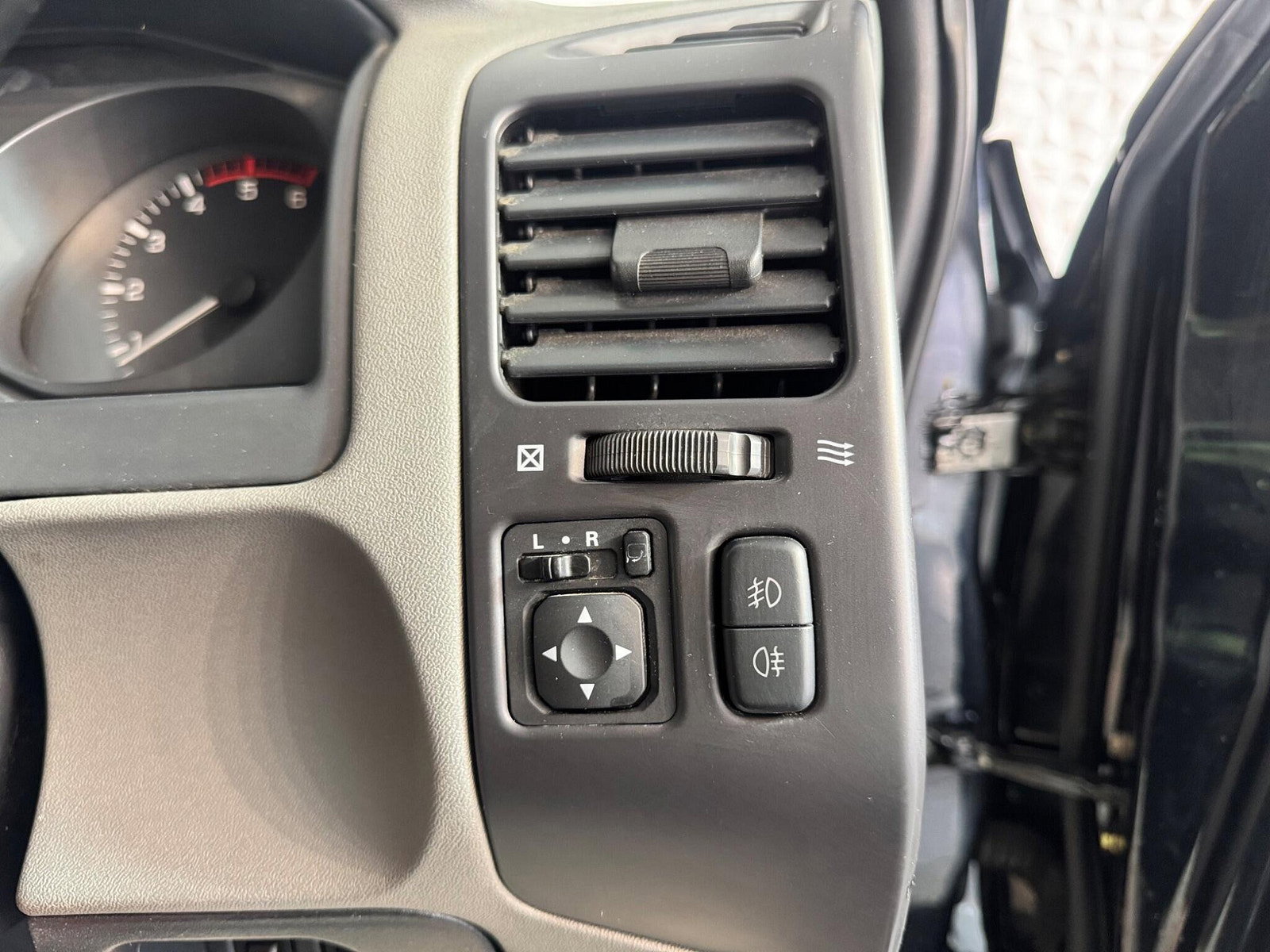 Mitsubishi Shogun 3.2 DI-D Equippe 3dr 3dr Manual 2007