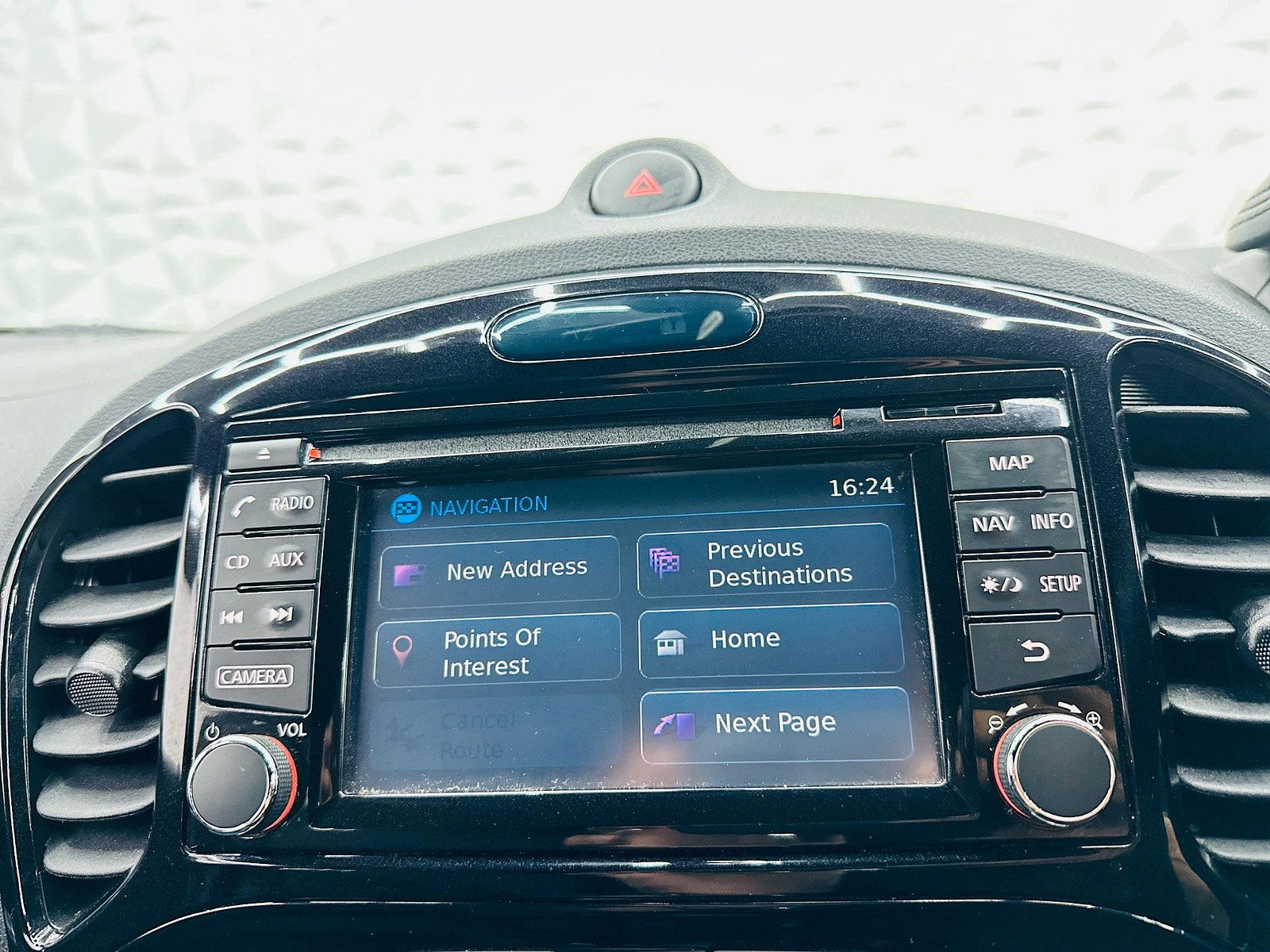 Nissan Juke 1.5 dCi N-Connecta Euro 6 (s/s) 5dr 5dr Manual 2017