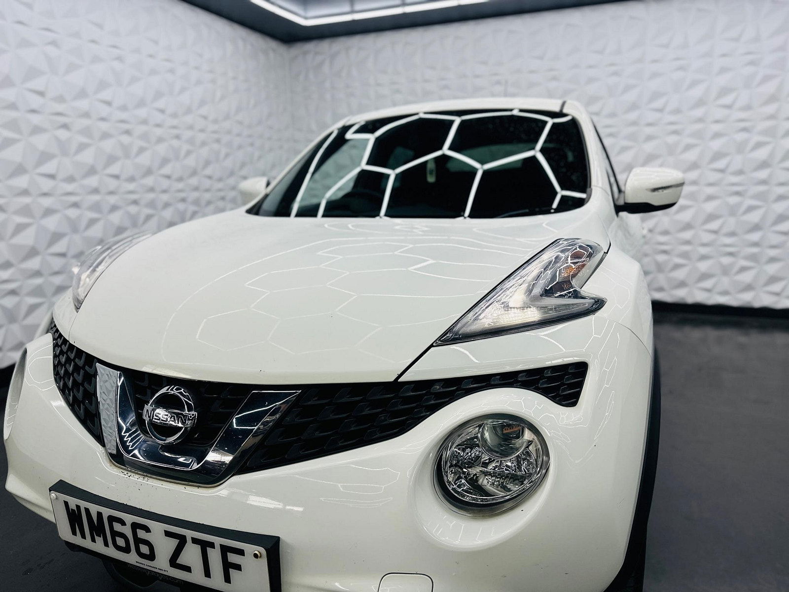 Nissan Juke 1.5 dCi N-Connecta Euro 6 (s/s) 5dr 5dr Manual 2017