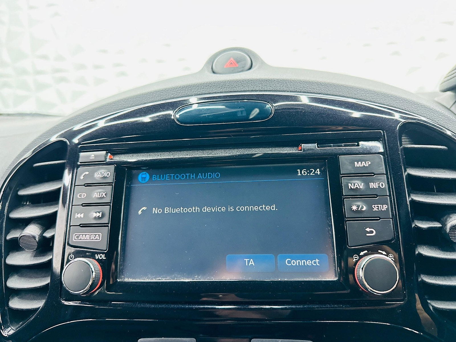 Nissan Juke 1.5 dCi N-Connecta Euro 6 (s/s) 5dr 5dr Manual 2017