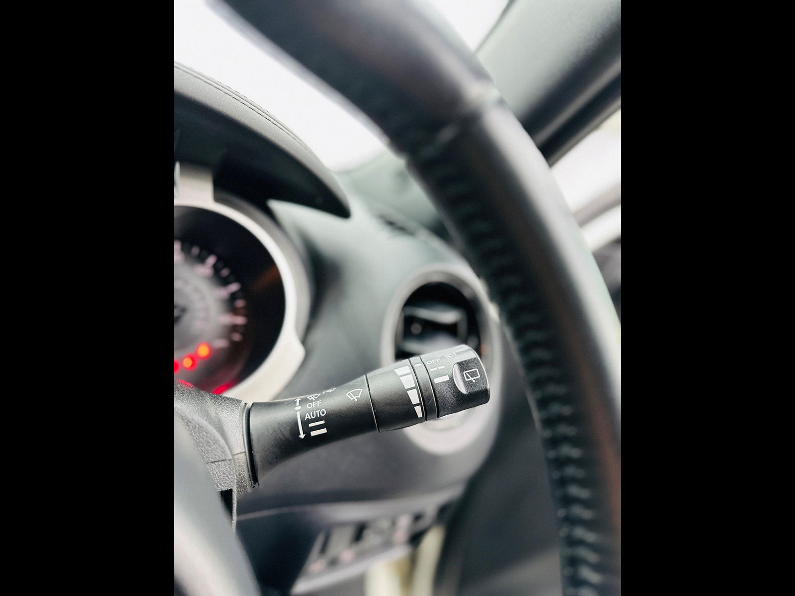 Nissan Juke 1.5 dCi N-Connecta Euro 6 (s/s) 5dr 5dr Manual 2017