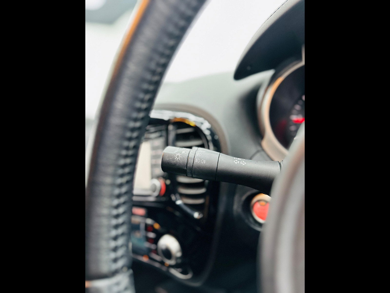 Nissan Juke 1.5 dCi N-Connecta Euro 6 (s/s) 5dr 5dr Manual 2017