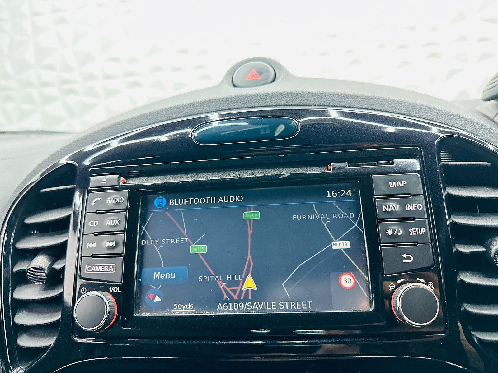 Nissan Juke 1.5 dCi N-Connecta Euro 6 (s/s) 5dr 5dr Manual 2017