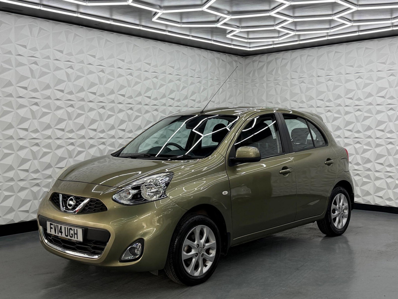 Nissan Micra 1.2 Acenta CVT Euro 5 5dr 5dr Automatic 2014
