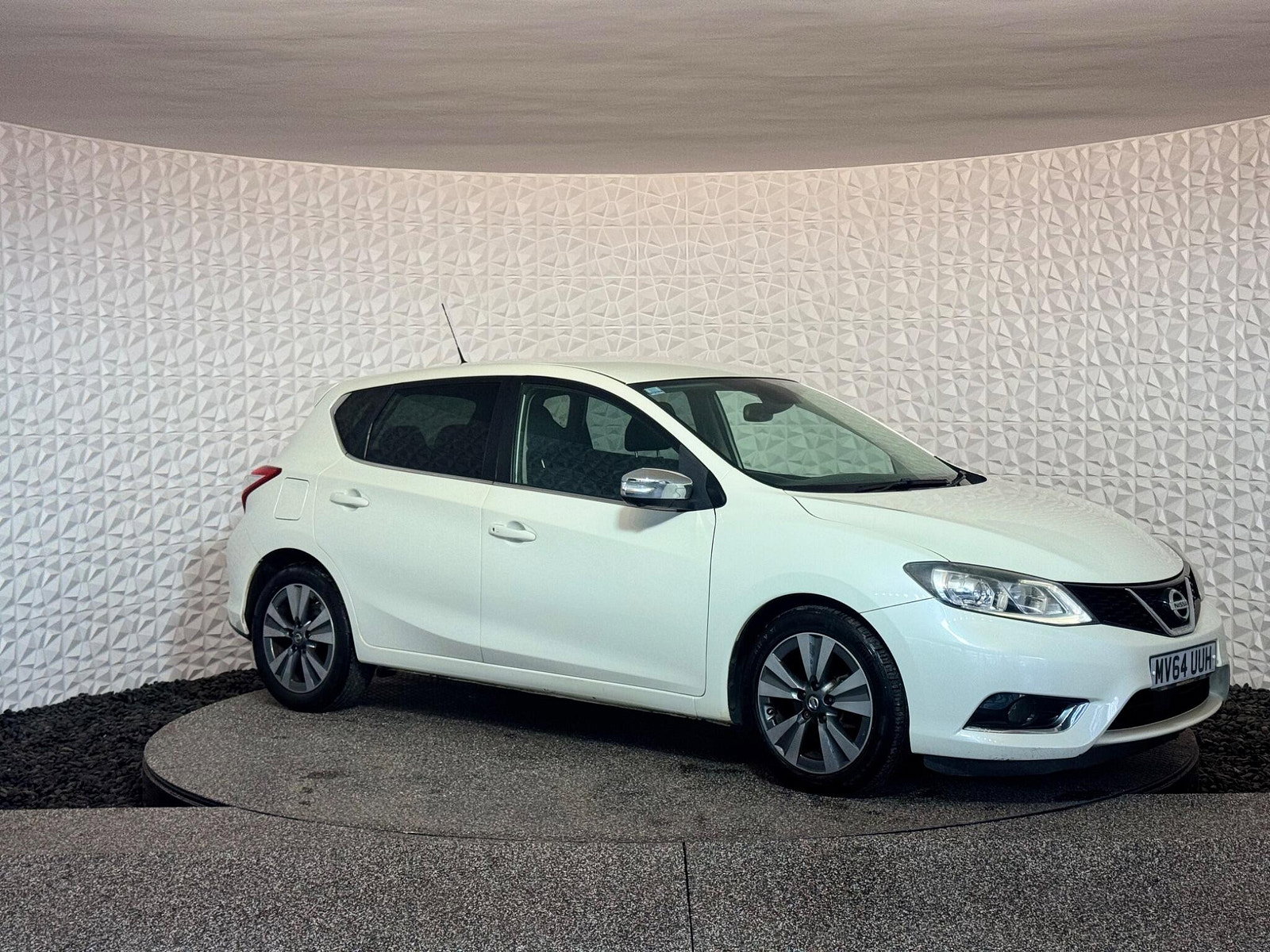 Nissan Pulsar 1.5 dCi Tekna Euro 5 (s/s) 5dr 5dr Manual 2014
