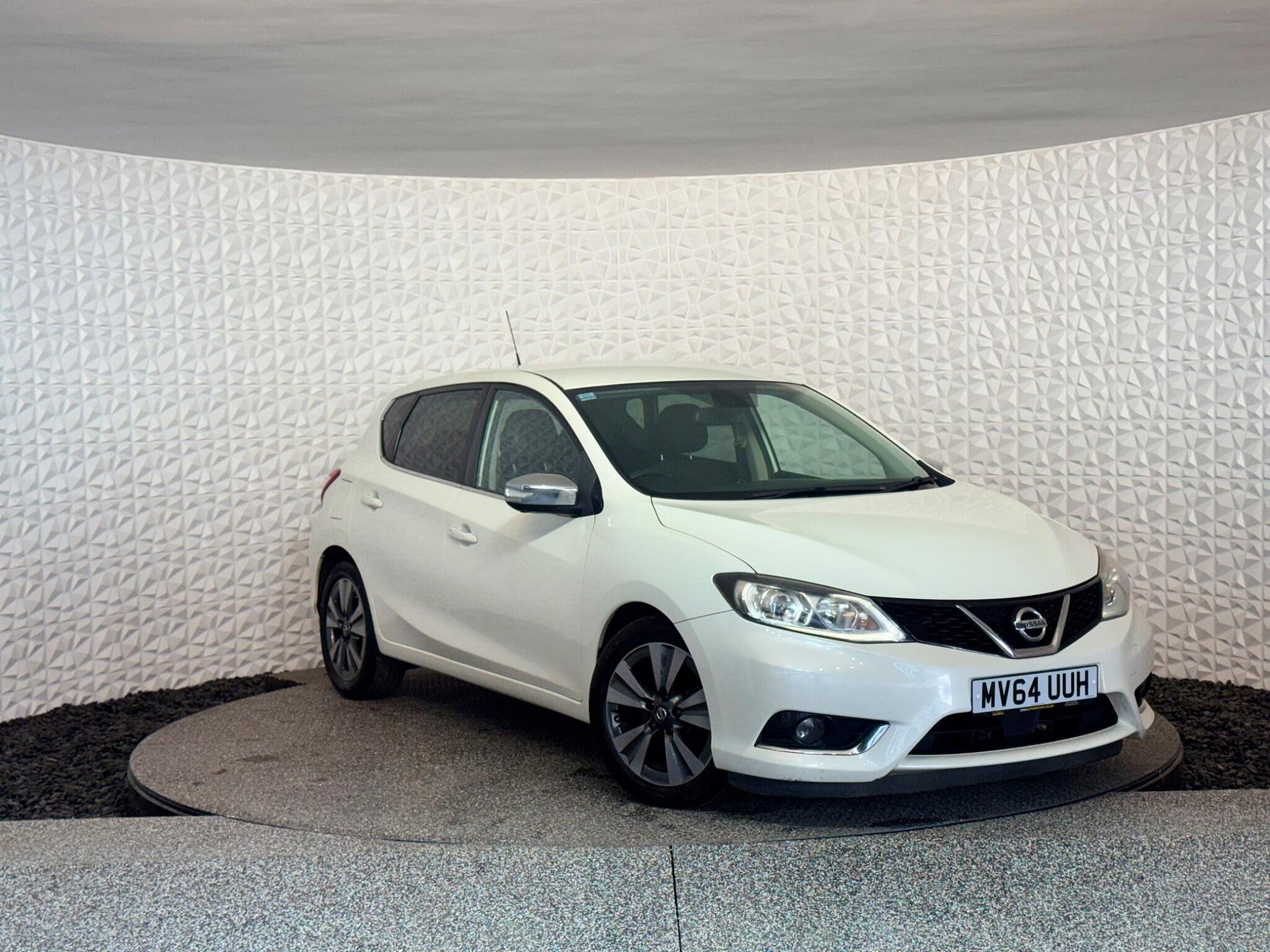 Nissan Pulsar 1.5 dCi Tekna Euro 5 (s/s) 5dr 5dr Manual 2014
