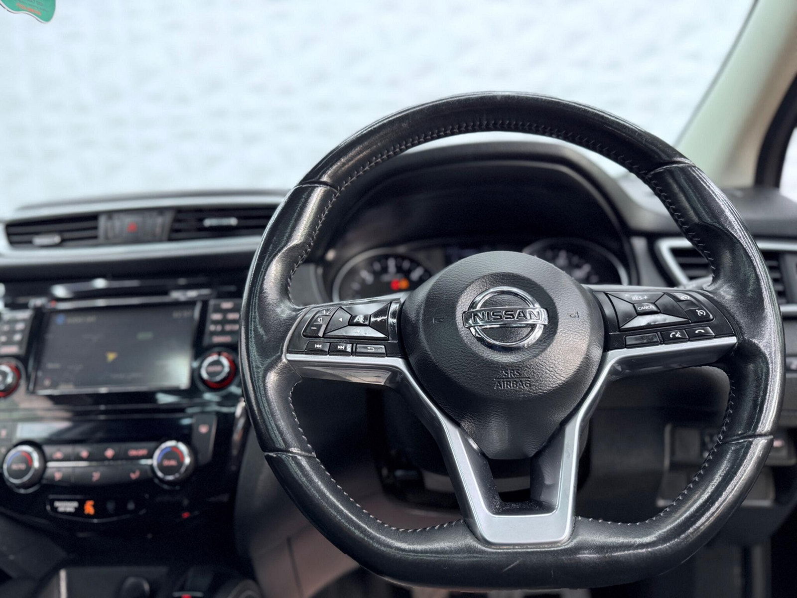 Nissan Qashqai 1.5 dCi N-Connecta Euro 6 (s/s) 5dr 5dr Manual 2017