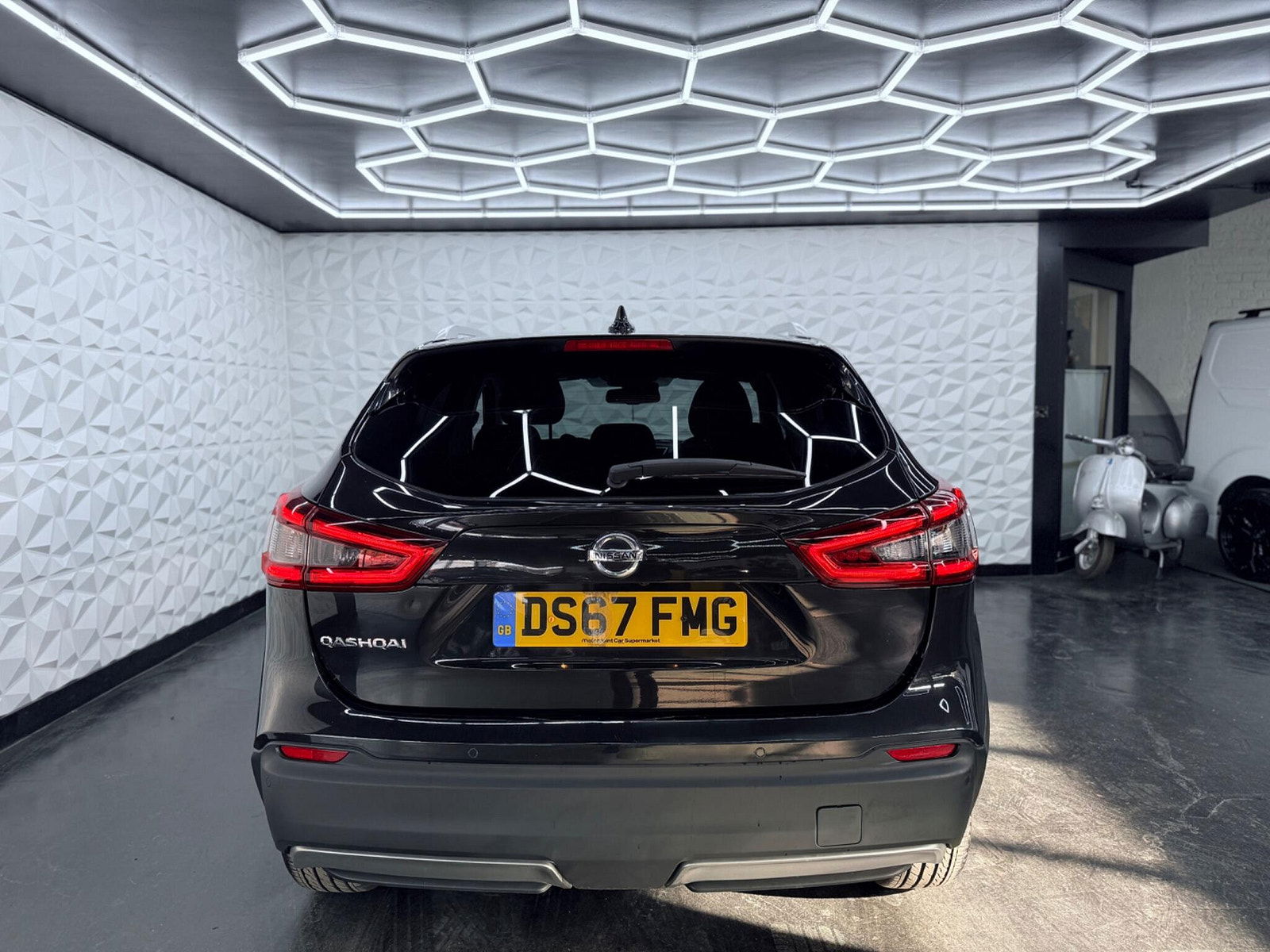 Nissan Qashqai 1.5 dCi N-Connecta Euro 6 (s/s) 5dr 5dr Manual 2017