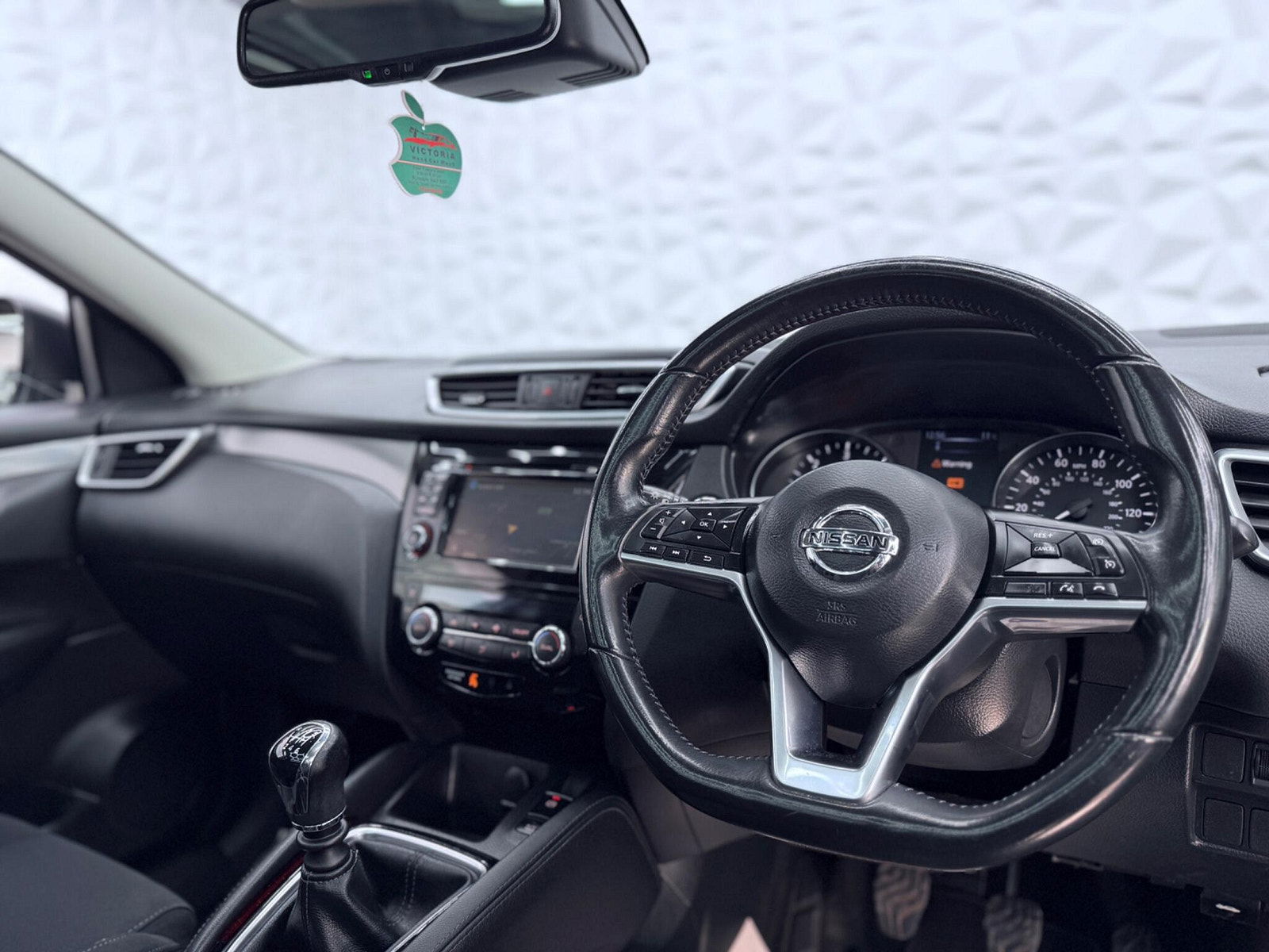 Nissan Qashqai 1.5 dCi N-Connecta Euro 6 (s/s) 5dr 5dr Manual 2017