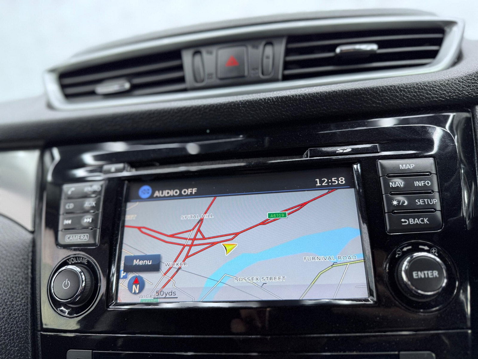 Nissan Qashqai 1.5 dCi N-Connecta Euro 6 (s/s) 5dr 5dr Manual 2017