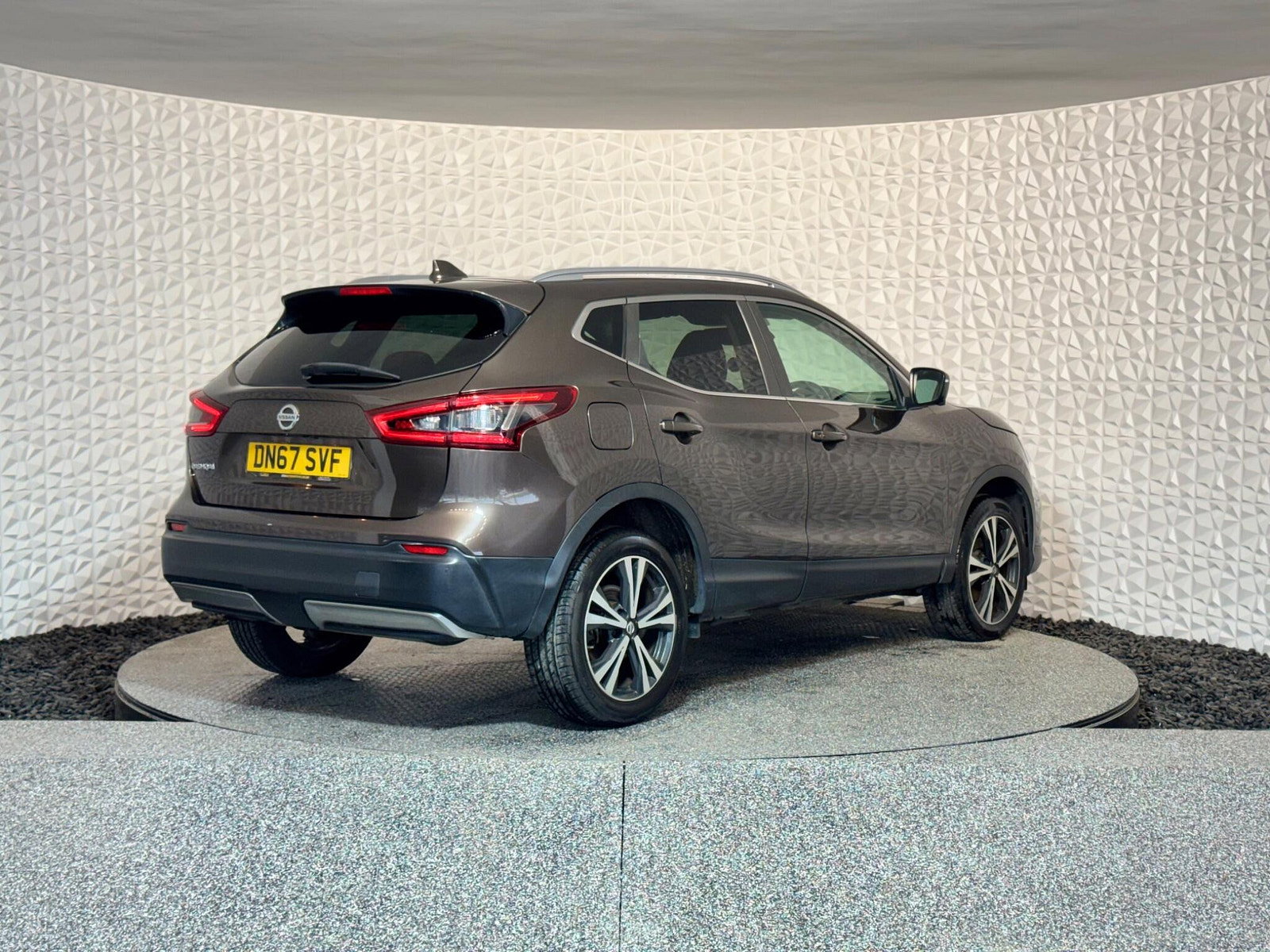 Nissan Qashqai 1.5 dCi N-Connecta Euro 6 (s/s) 5dr 5dr Manual 2017