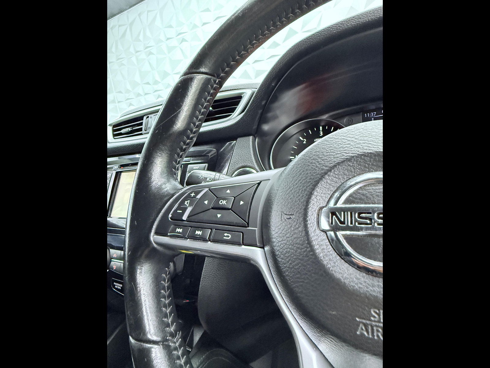 Nissan Qashqai 1.5 dCi N-Connecta Euro 6 (s/s) 5dr 5dr Manual 2017