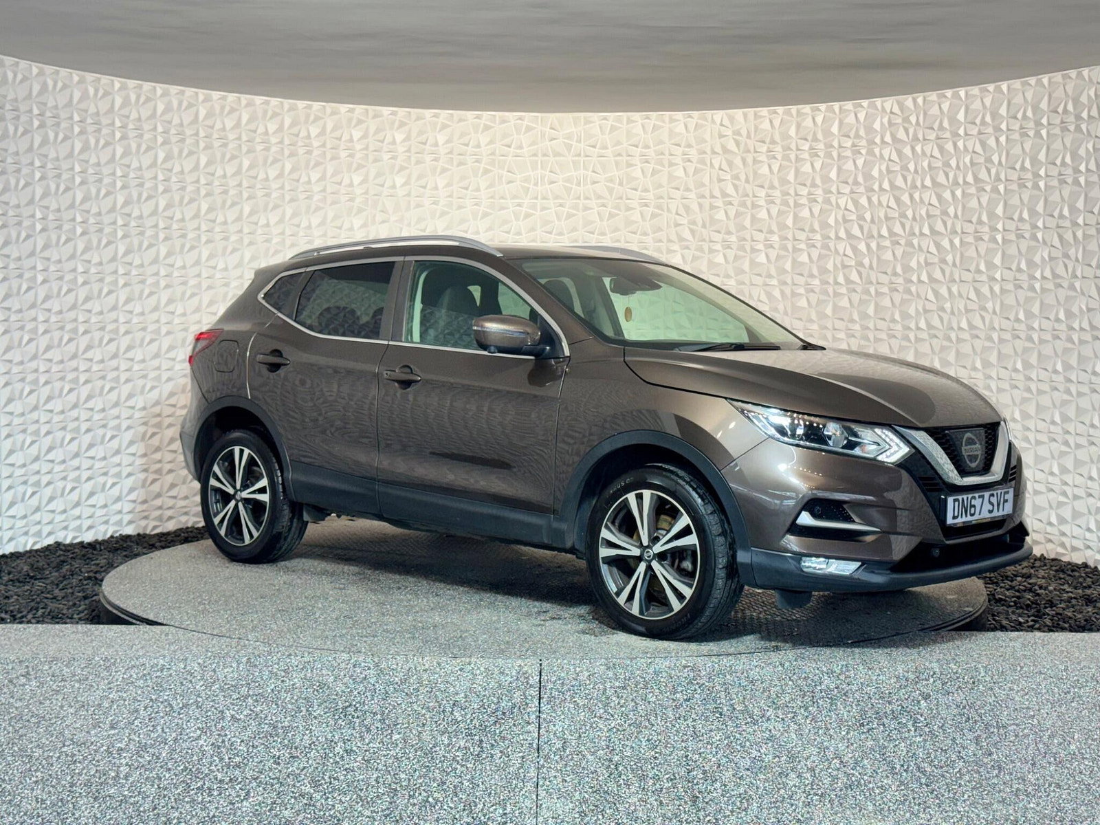 Nissan Qashqai 1.5 dCi N-Connecta Euro 6 (s/s) 5dr 5dr Manual 2017