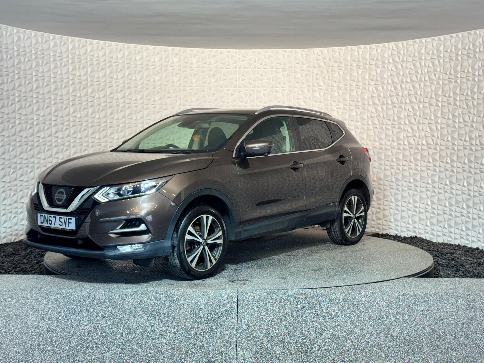 Nissan Qashqai 1.5 dCi N-Connecta Euro 6 (s/s) 5dr 5dr Manual 2017